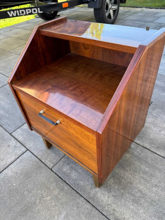 Szafka nocna lakierowana lata 60 70