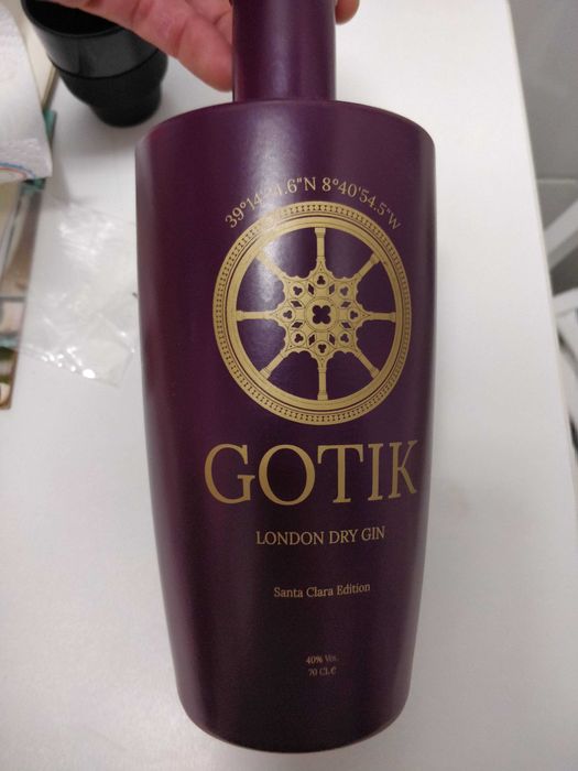 Garrafa Gin Gotik Santarem