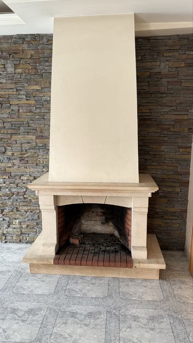 Lareira pedra bege
