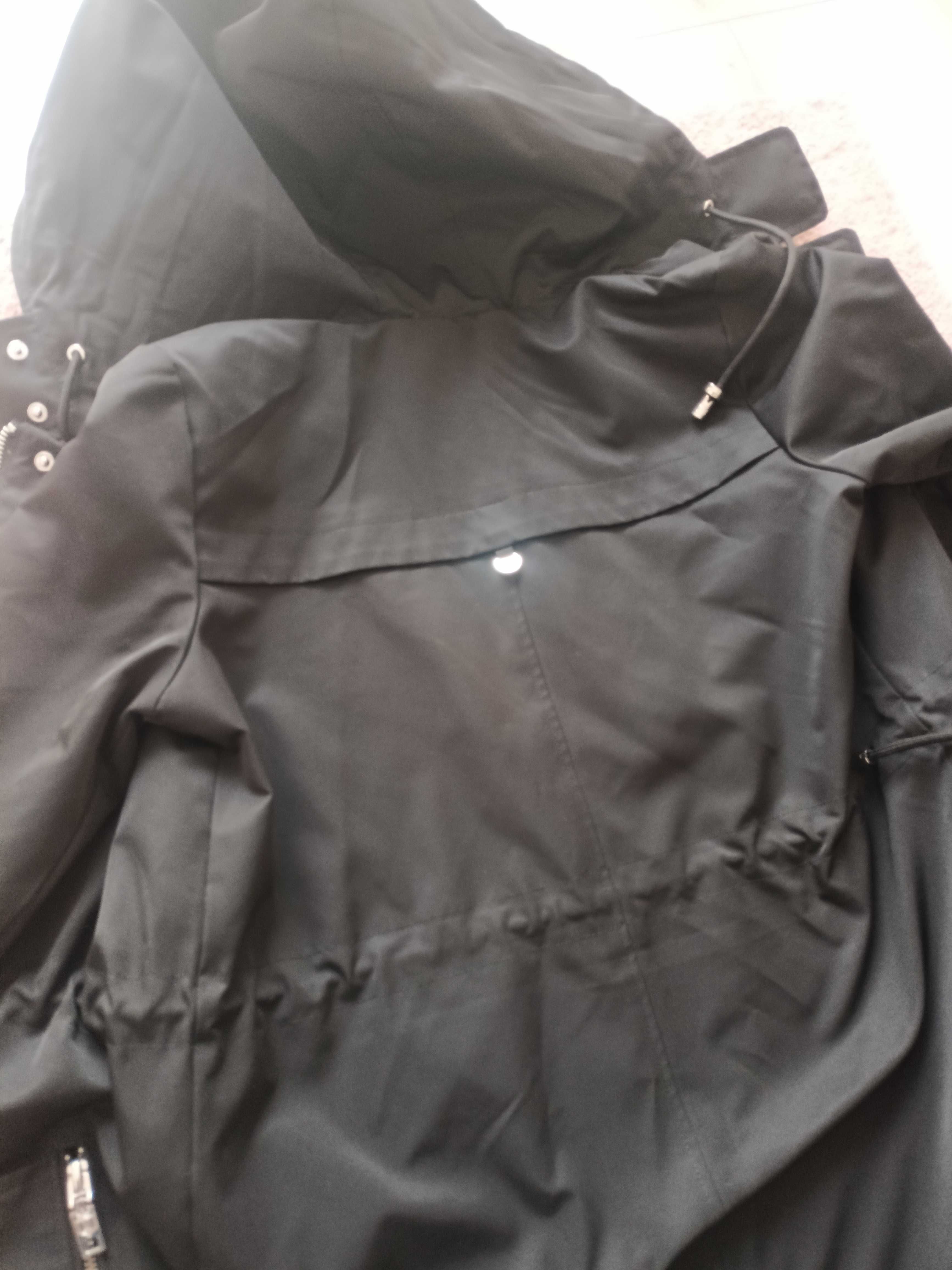Parka Mohito czarna roz 32