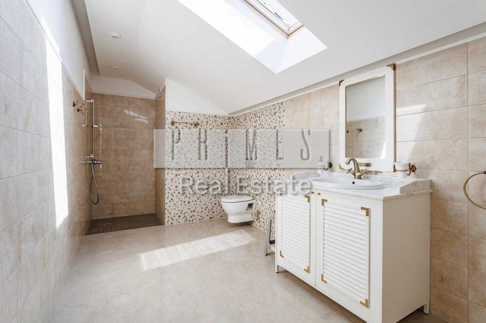 Продаж/Будинок/750 м2/Крюківщина/вул. Молодіжна, 3/Києво-Святошинський