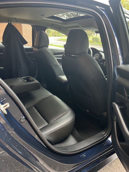 Мазда 3 Mazda 3 21 рік