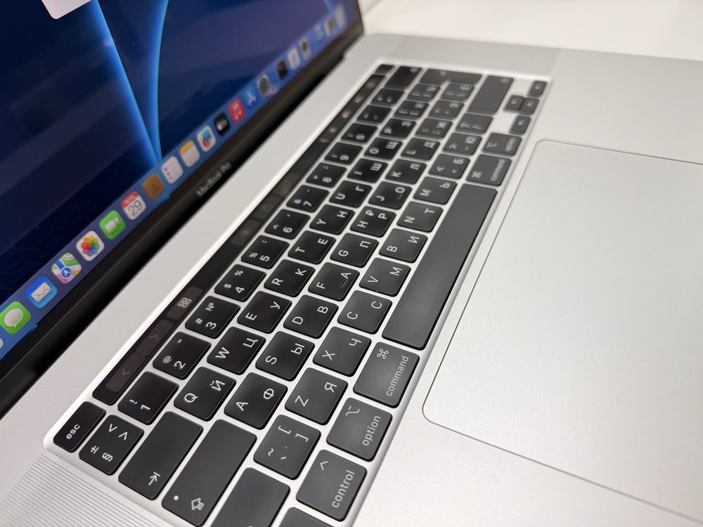 Apple Macbook Pro A2141 16 Mid 2019 (2020) i7-9750H/16GB /512GB /5300M