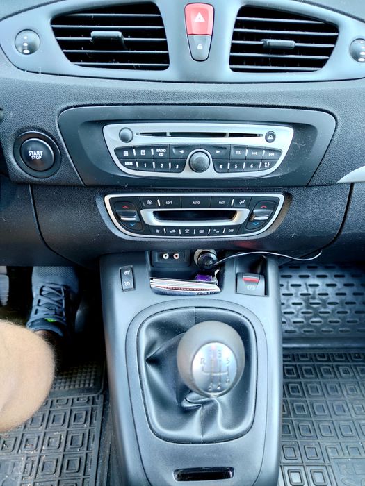 Renault Grand Senik 3 1.4TSE