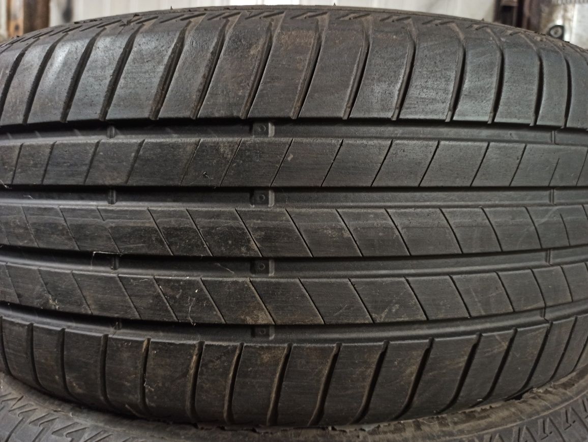 015 TSM Para Opon 235/50R19 99V Bridgestone Turanza T005 Rok 21