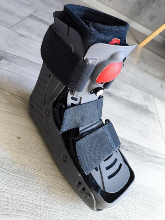 Orteza stawu skokowego Air Walker 50S23 Ottobock. Rozmiar 36 - 38