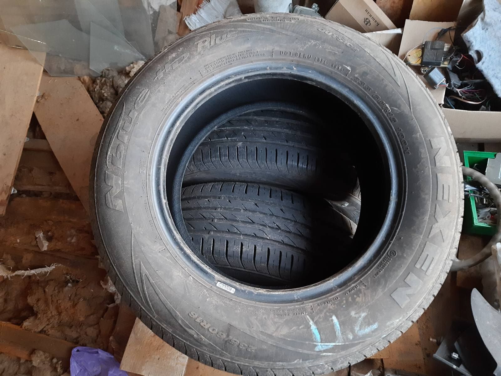 Шины летние Nexen 235/60R16