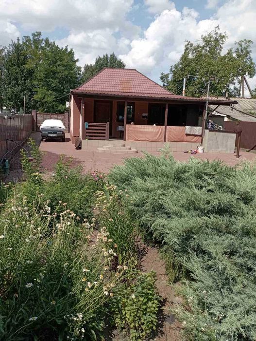 Продам дом с ремонтом в Яворницком (Илларионово). Зайти и жить