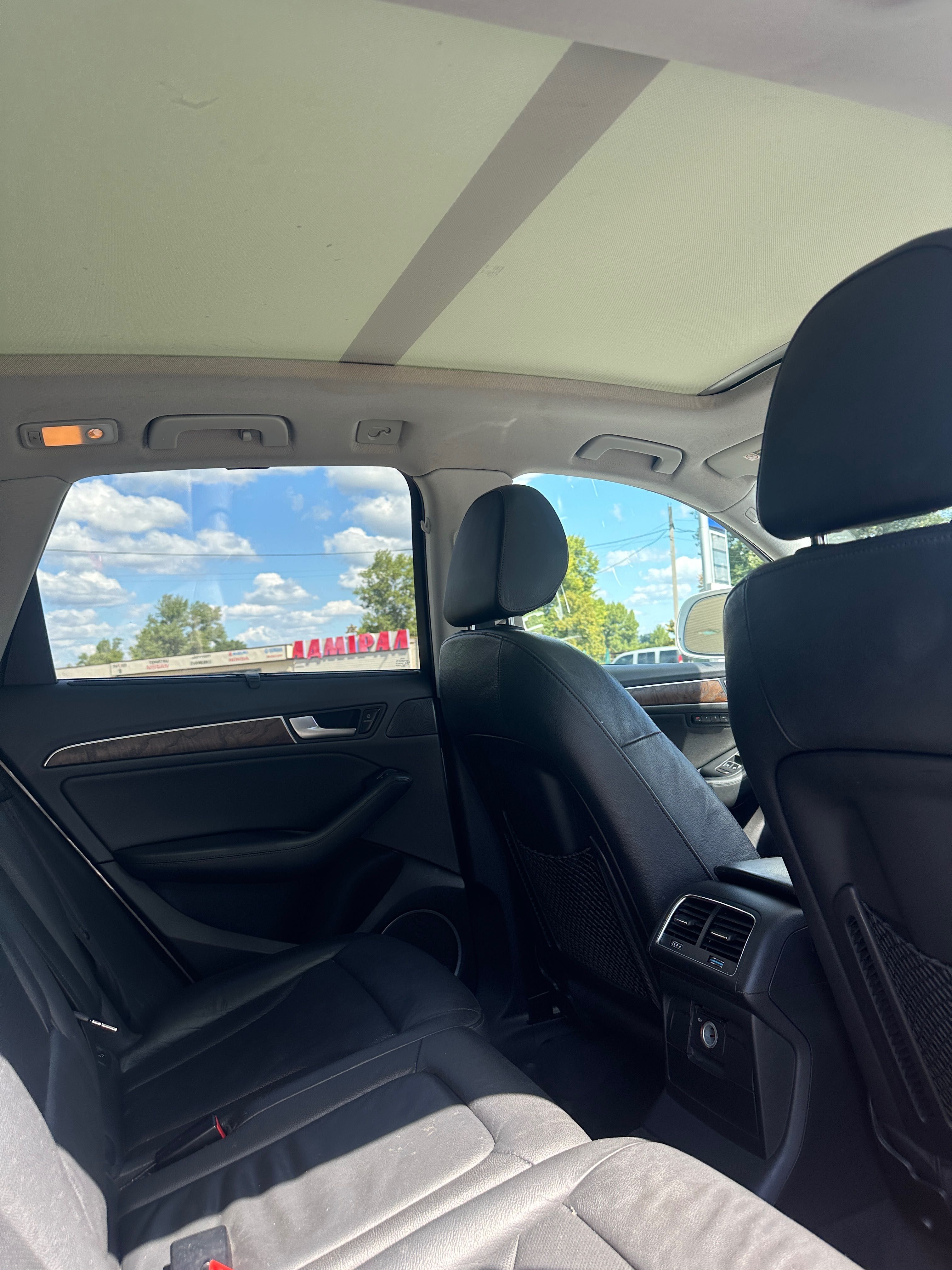 AUDI Q5 PREMIUM Hybrid 2013 року