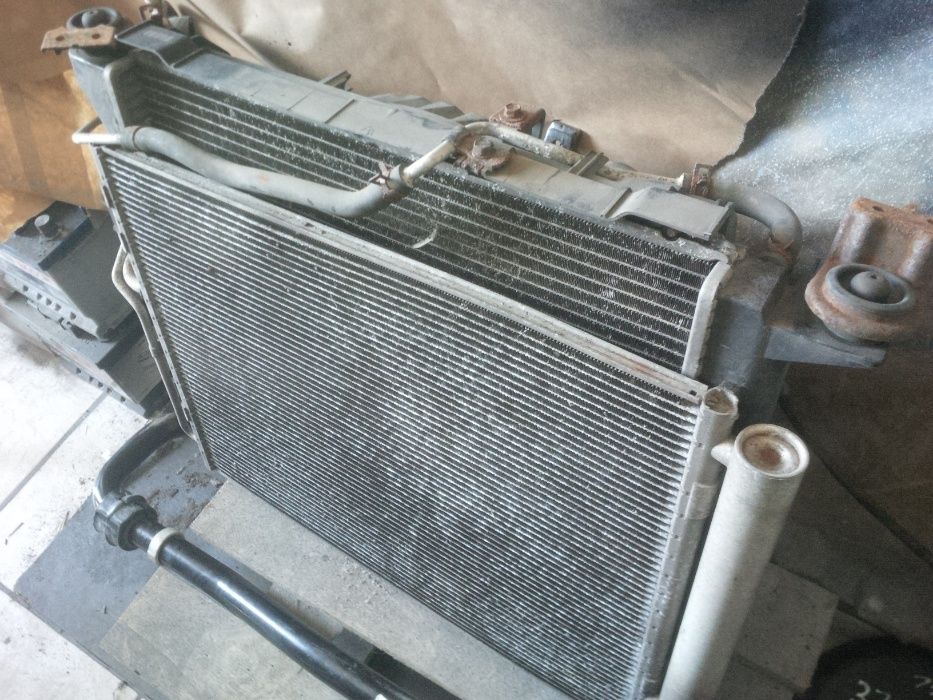 ceed 1 kia  lift  atrapa zderzak lampa lewa