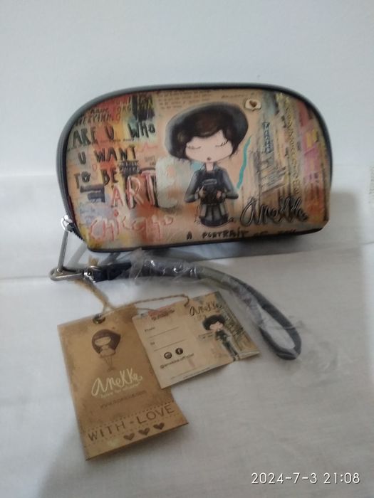 Carteira marca anekke