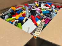 Klocki LEGO 1,5 kg - Pakiet Elementy Budowlane, Gotowe do zabawy!