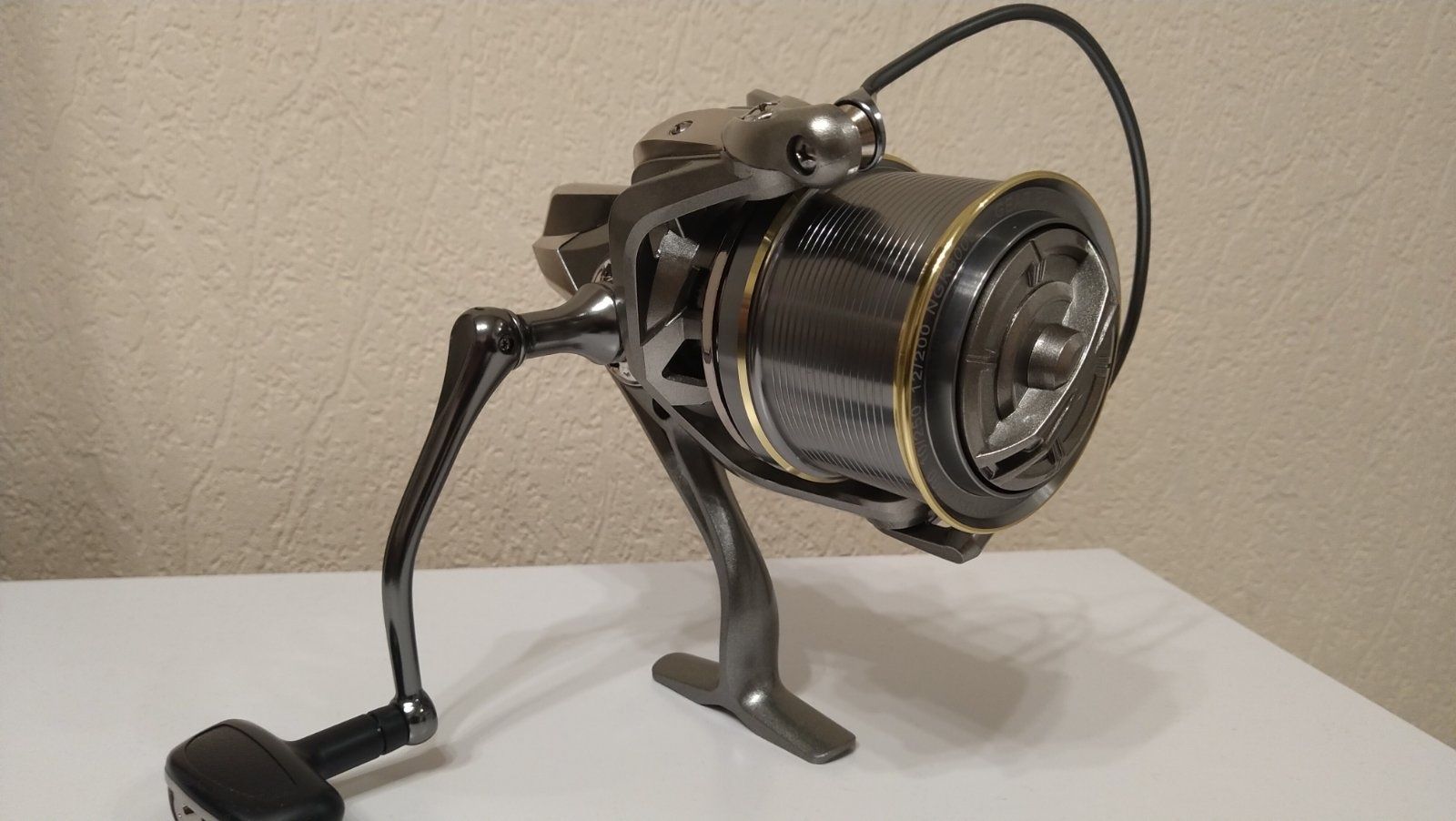 Катушка Shimano Baitrunner DL 2500FB
