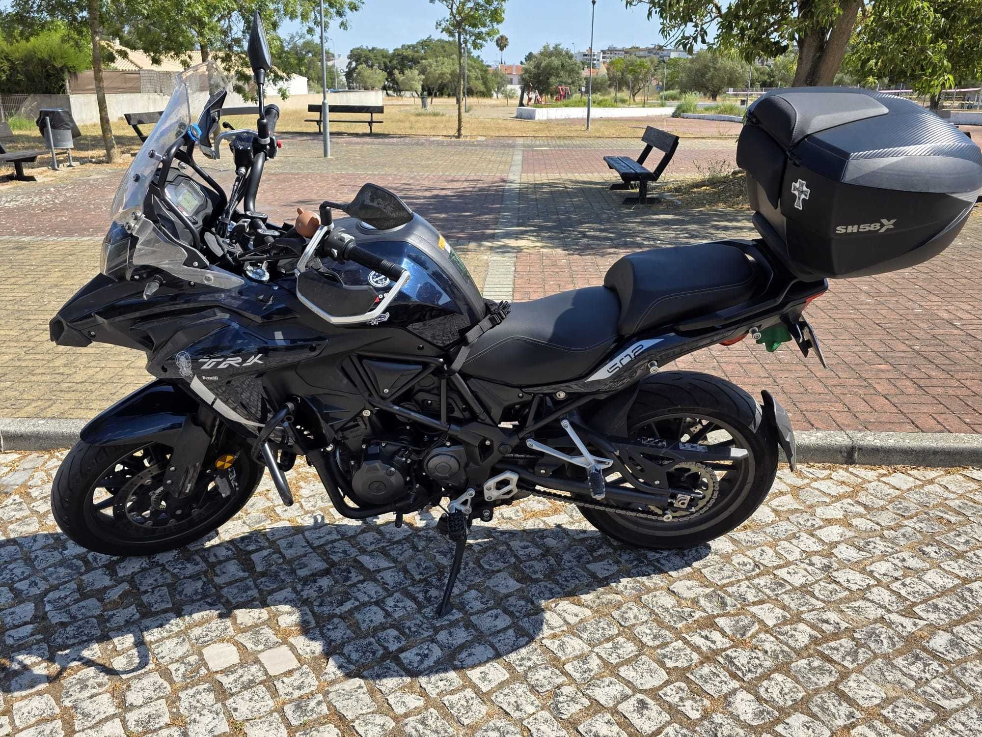 Mota Benelli TRK 502