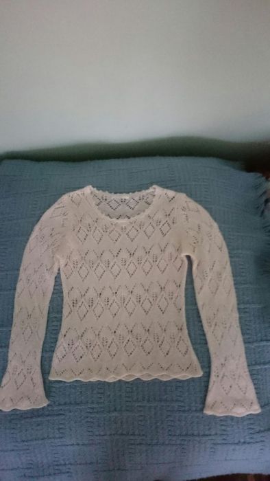 Bluzka sweterek biały FUSAN-wzór szydełkowy