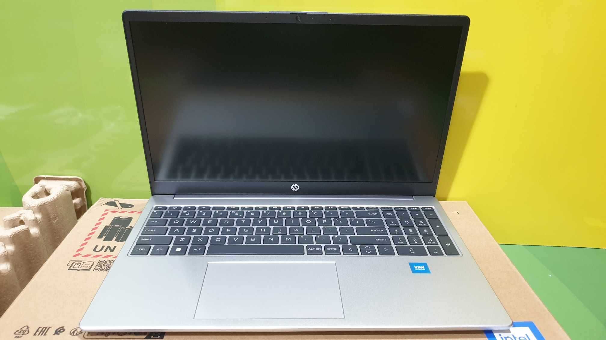 Nowy laptop HP 25 G10/N100/8GB/512SSD/MX550/Win11