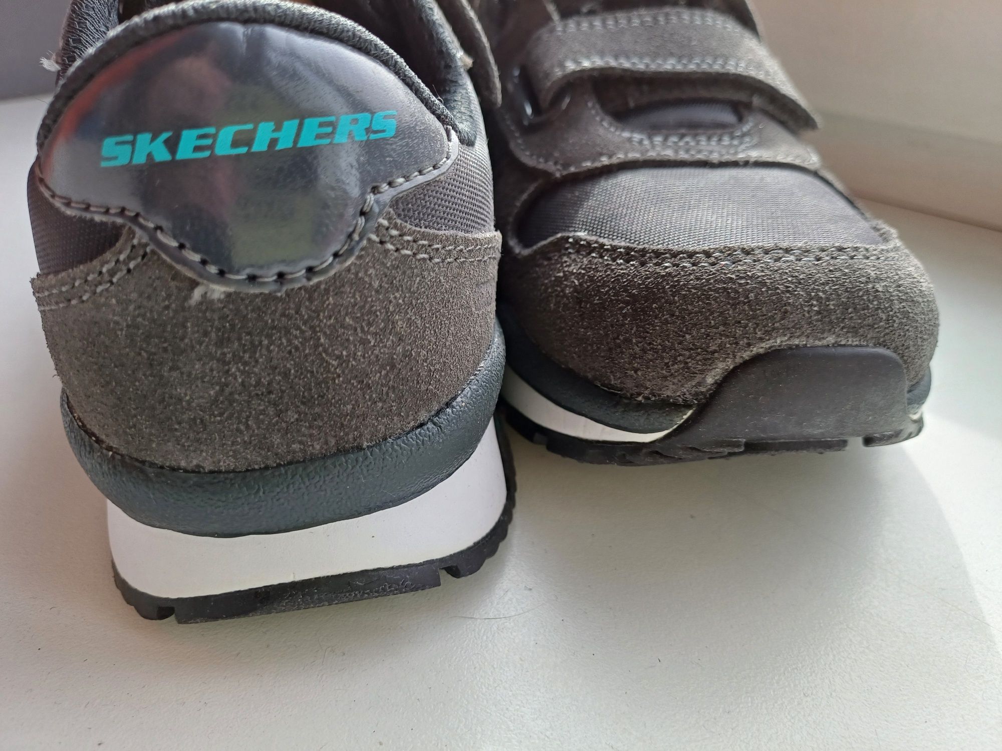 Кросівки SKECHERS Throwbax 97360L/CCBK Charcoal/Black розмір 32