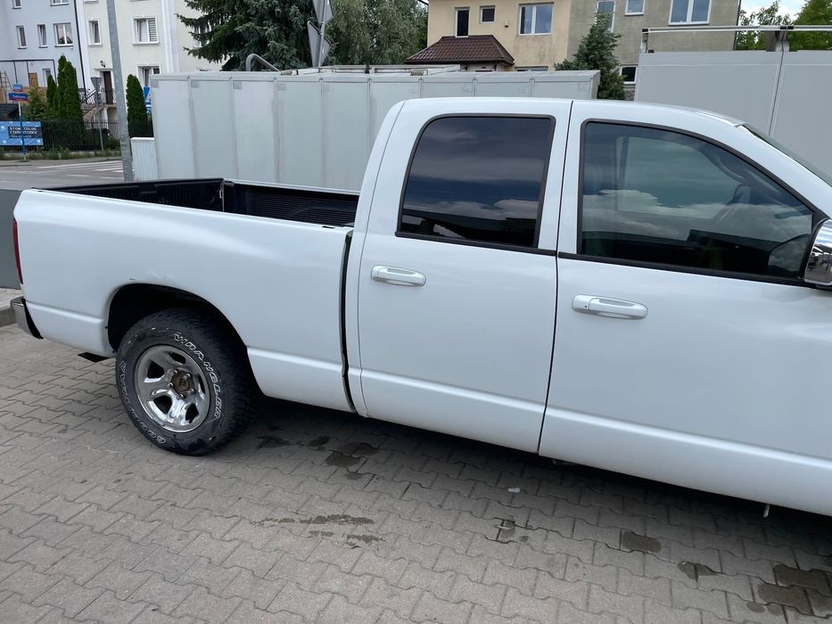 Dodge RAM Dodge Ram 4,7 2004 pickup 4 drzwi dluga paka ciezarowy