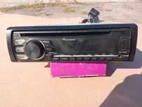 Pionier DEH-1700UB CD MP3 AUX