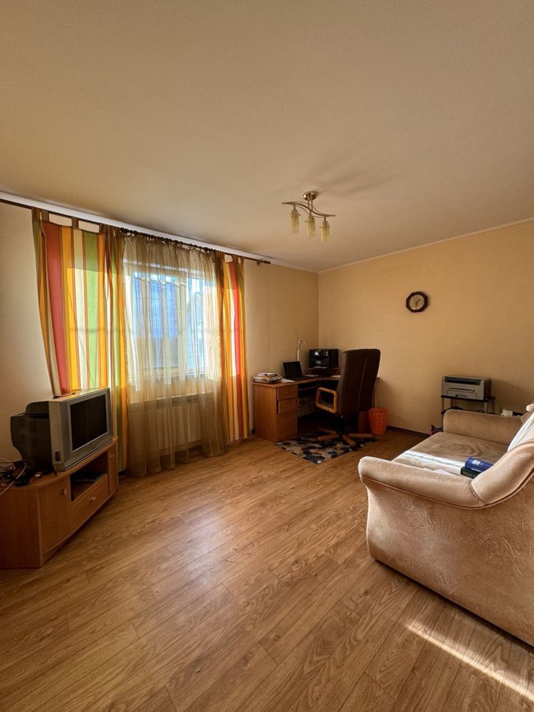 Продам дом   ул. Пилипа. Орлика, район пр.А. Поля, центральный райн