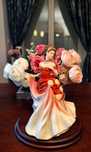Porcelanowa figurka z Royal Doulton „Autumn Ball” seria Pretty Ladies