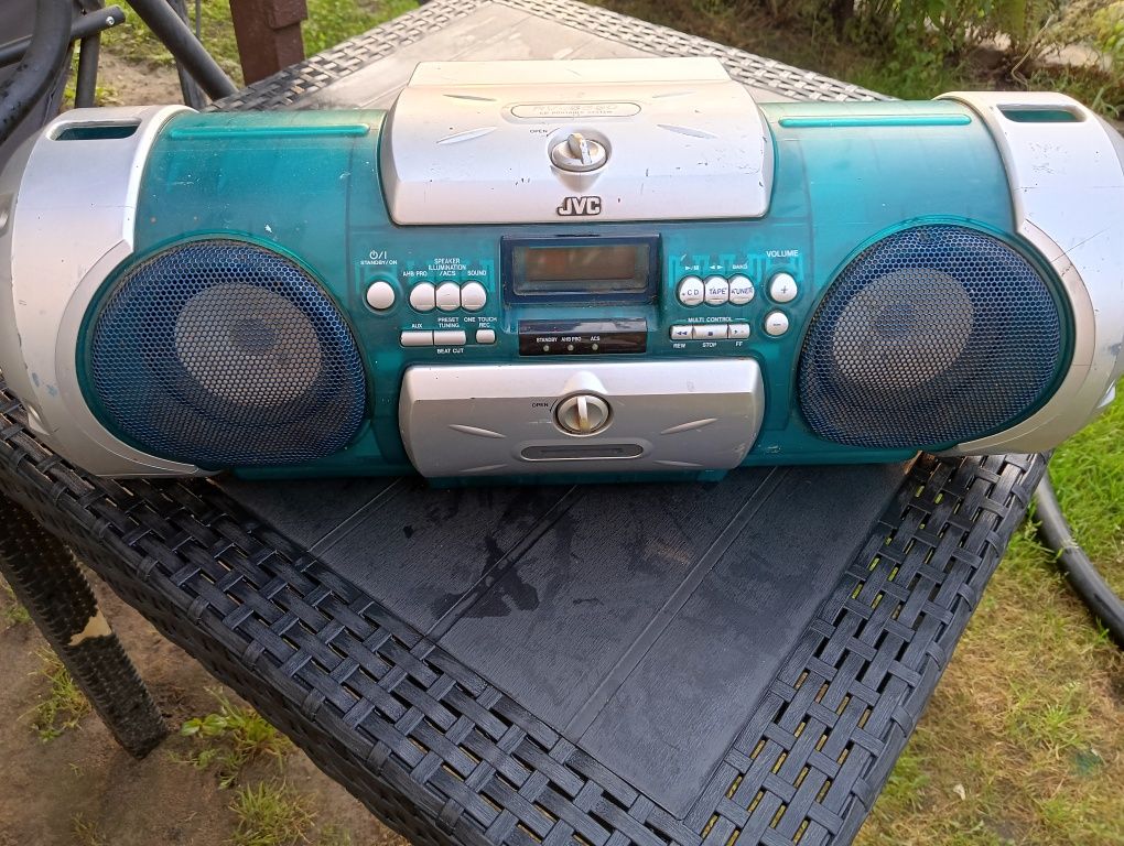 Boombox jvc rv b550