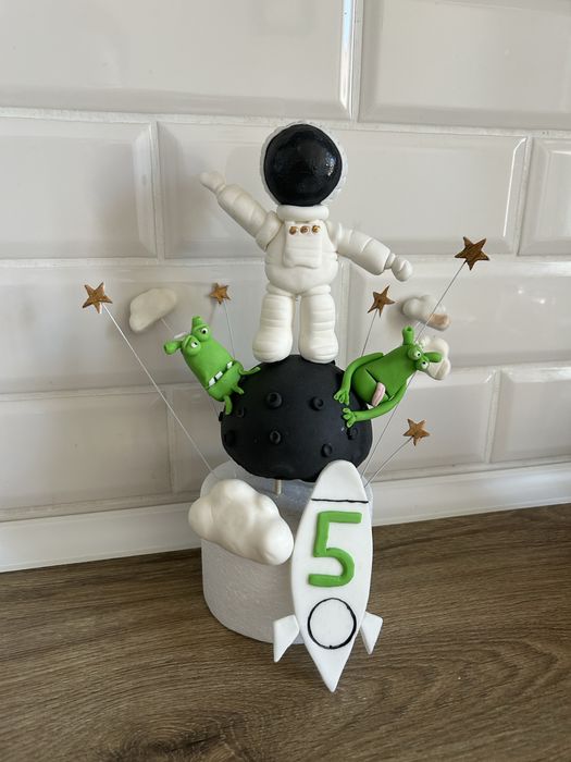 Zestaw figurek dekoracje na tort