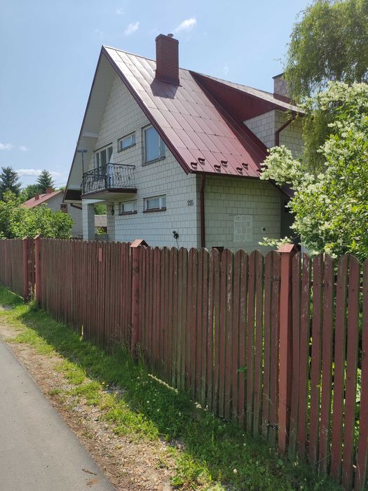 Dom z budynkami gospodarczymi i dzialki rolne- Pliskowola 215