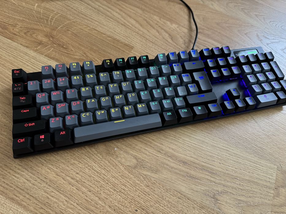 Клавіатура GAMEPRO MK105B