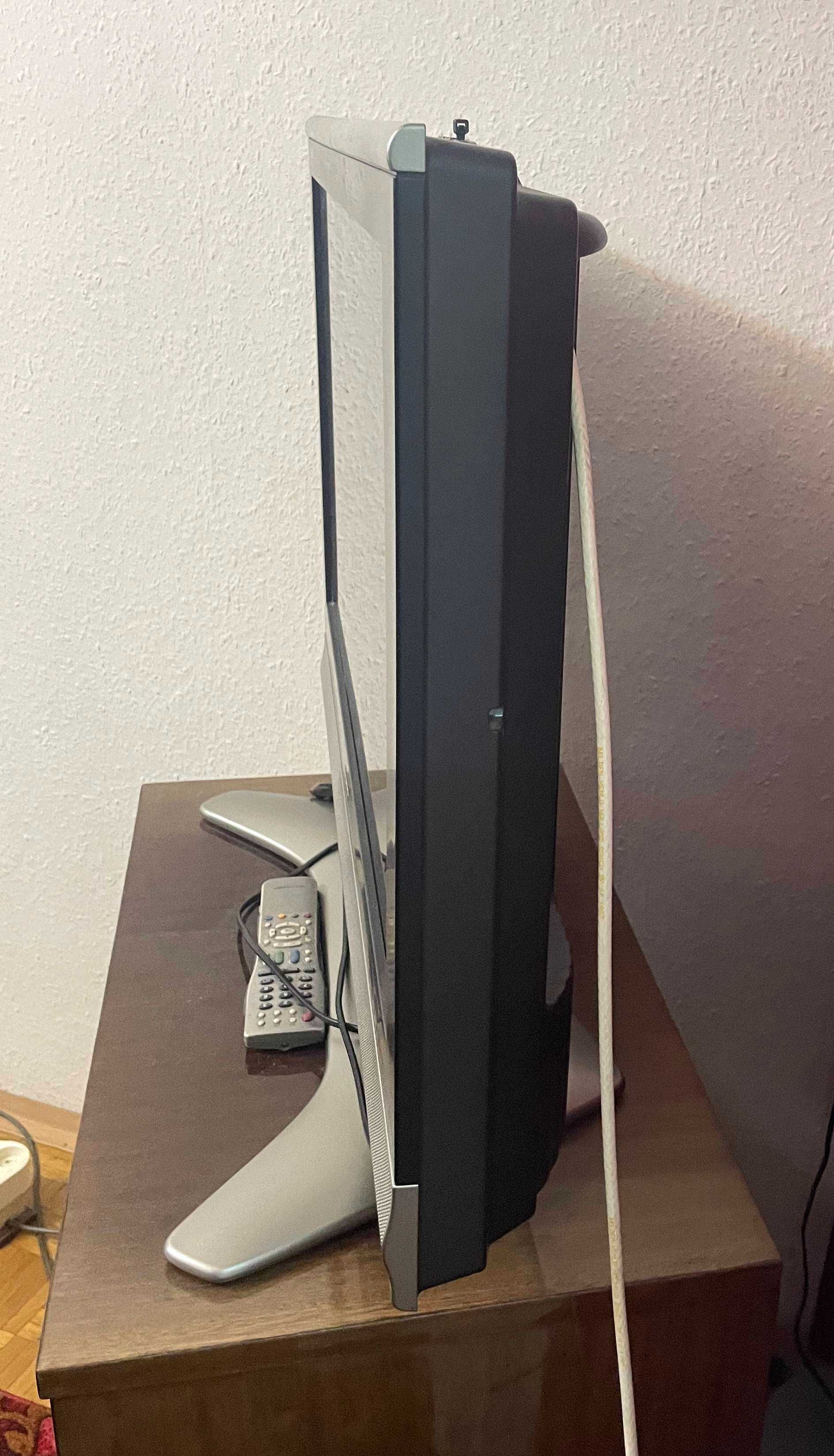 Telewizor 32'  LCD Sharp LC-32P70E