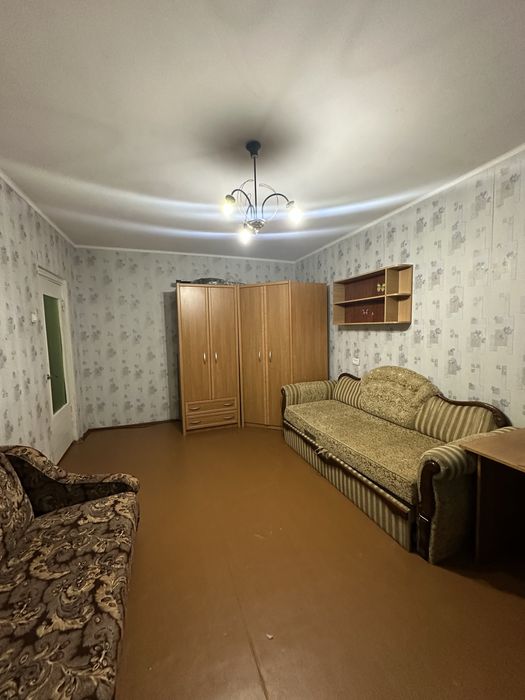 Терміновий Продаж 2к квартири мкр каскад готова до проживання.5 поверх