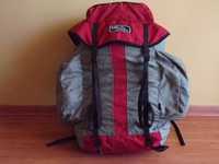 Duas mochilas Monte Campo