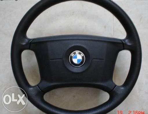 Volante BMW 320D com comandos com airbag