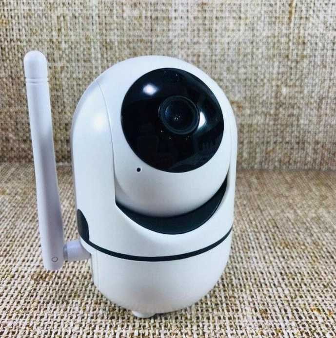 Маленькая камера видеонаблюдения поворотная  для офиса, для дома 2мп