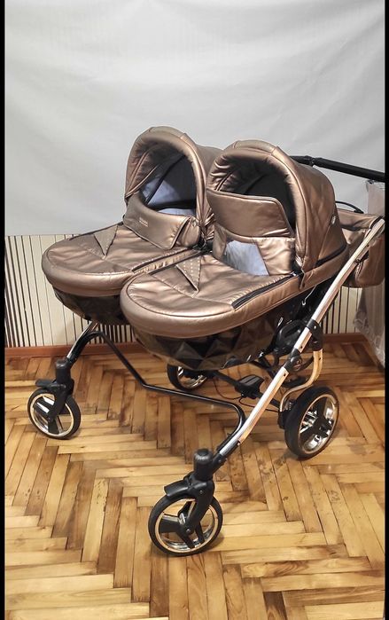 Коляска для двійні Junama Diamont