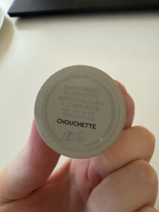 Baby Cheeks Blush Stick roz kolor Coquette