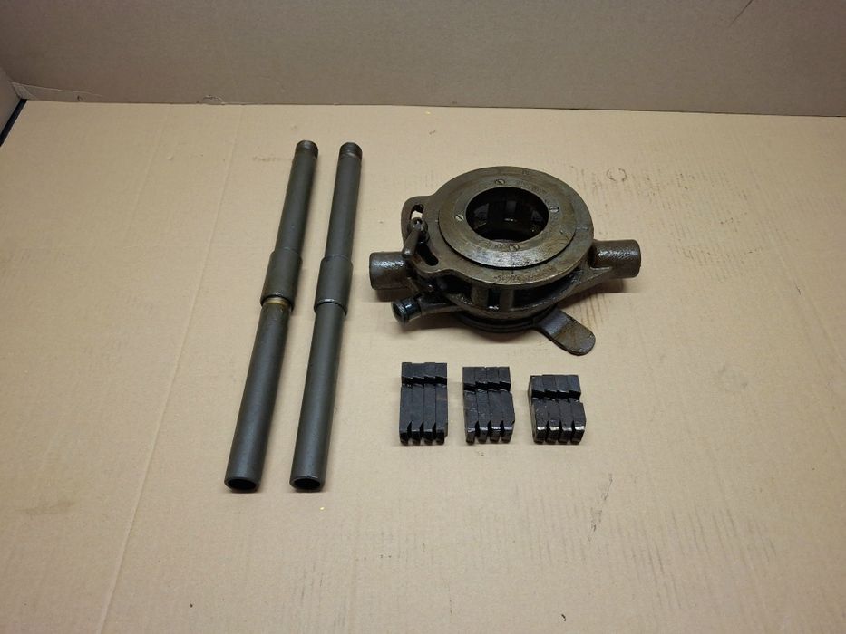 Nieużywana gwintownica do rur NHNg z wojska