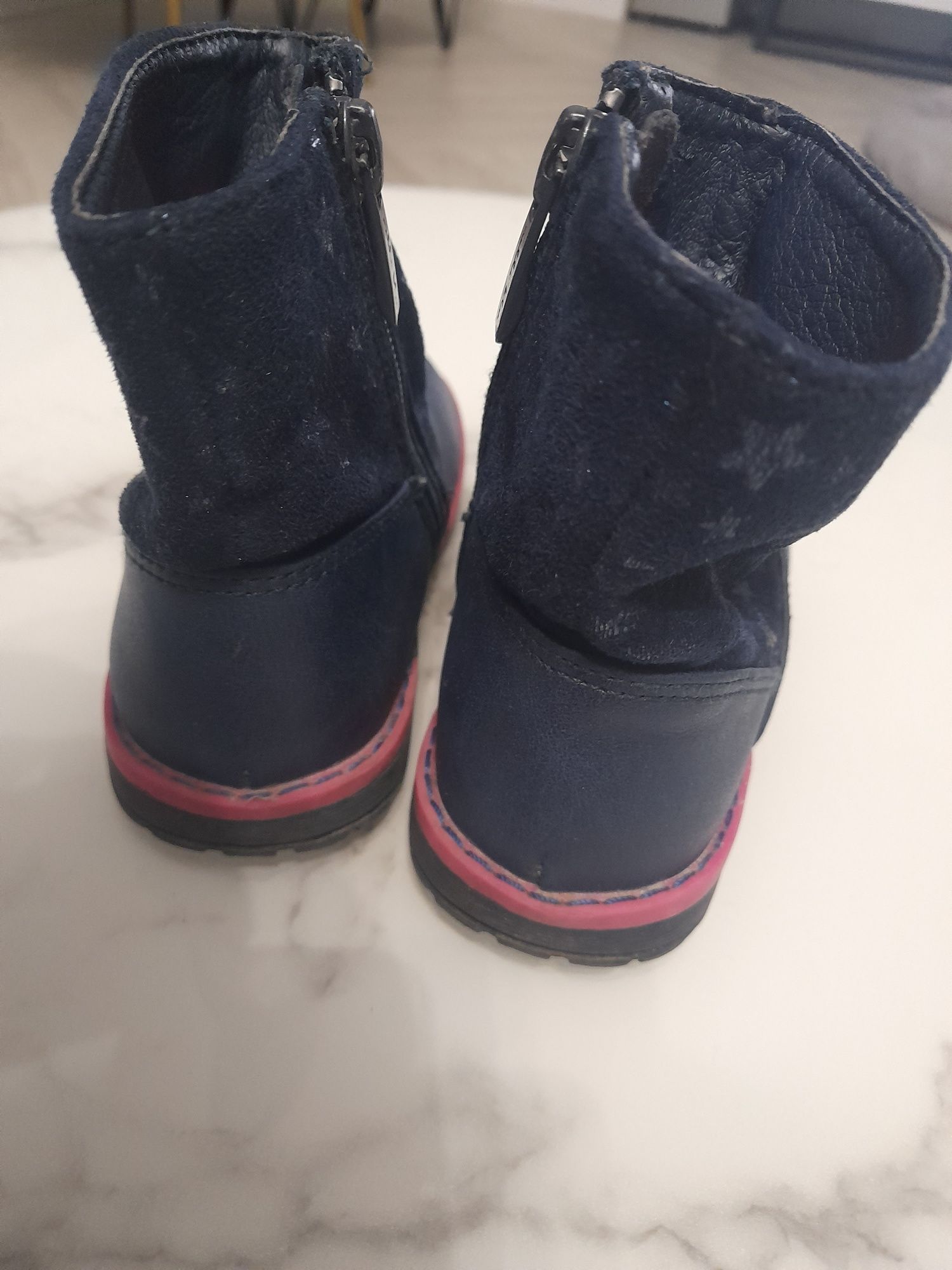 Buty dla dziewczynki rozmiar 23 Nelli Blu