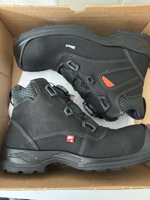 Nowe Buty robocze sievi 43 zapięcie boa