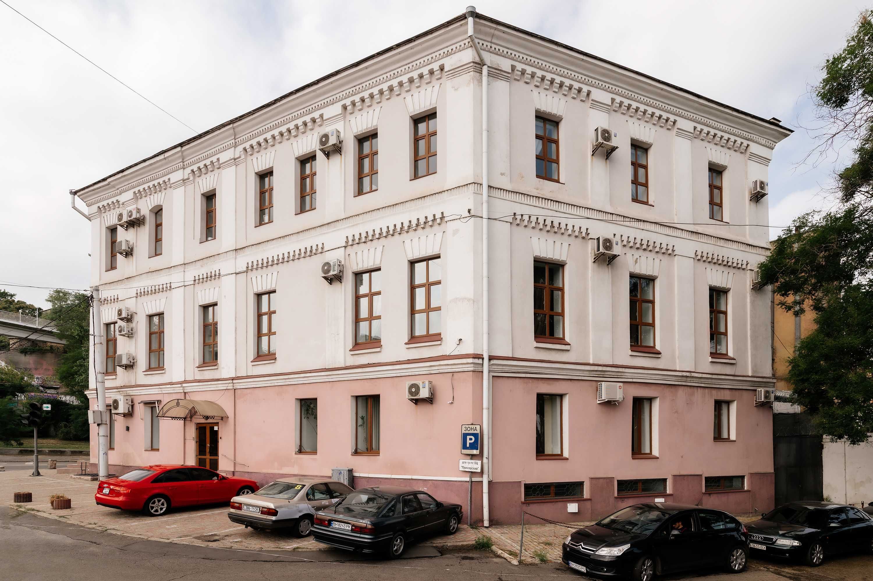 Оренда офісу біля порту 69 кв.м, на Приморській. Власник