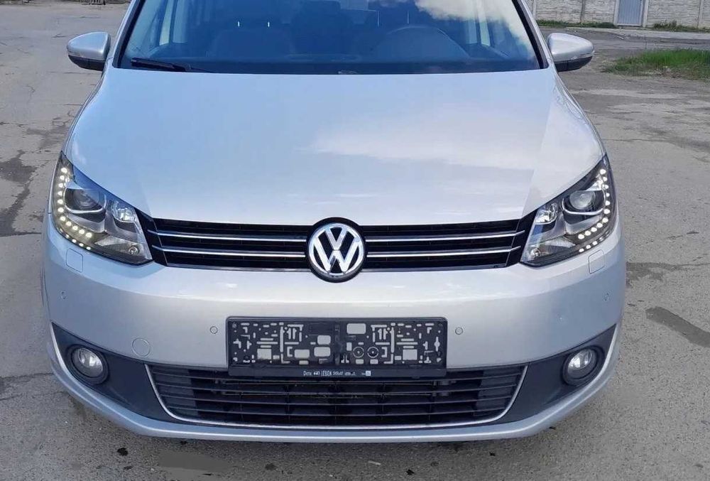 Бампер VW Touran Розборка Volkswagen Touran Туран Фольксваген Четверть