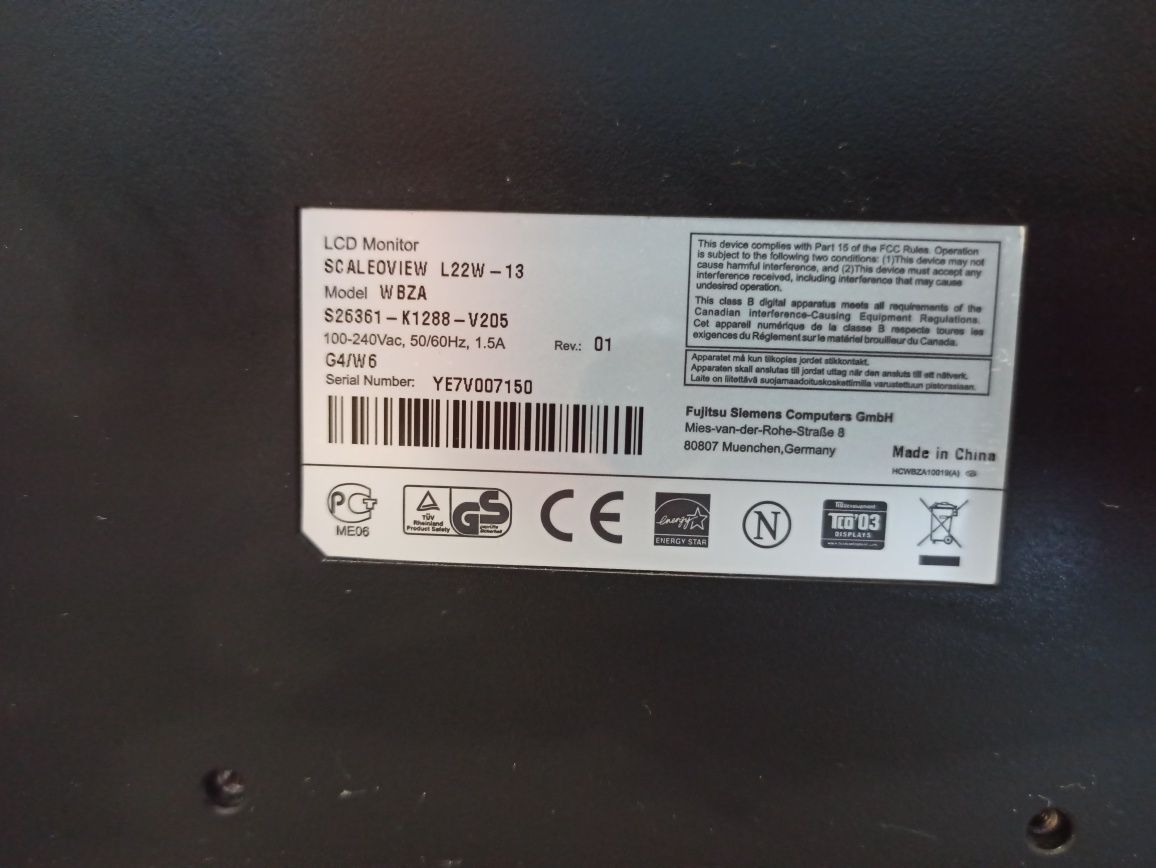 Monitor Fujitsu Siemens LCD 22 cale