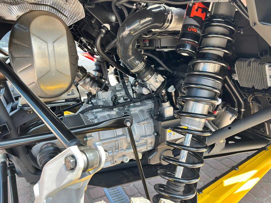 Can-Am Maverick R  240km - Faktura Vat 23%