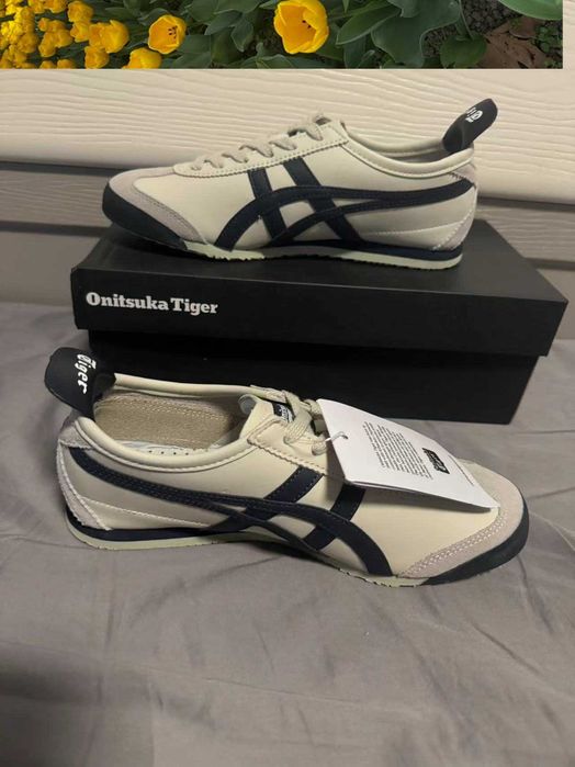 onitsuka tiger EUR 39