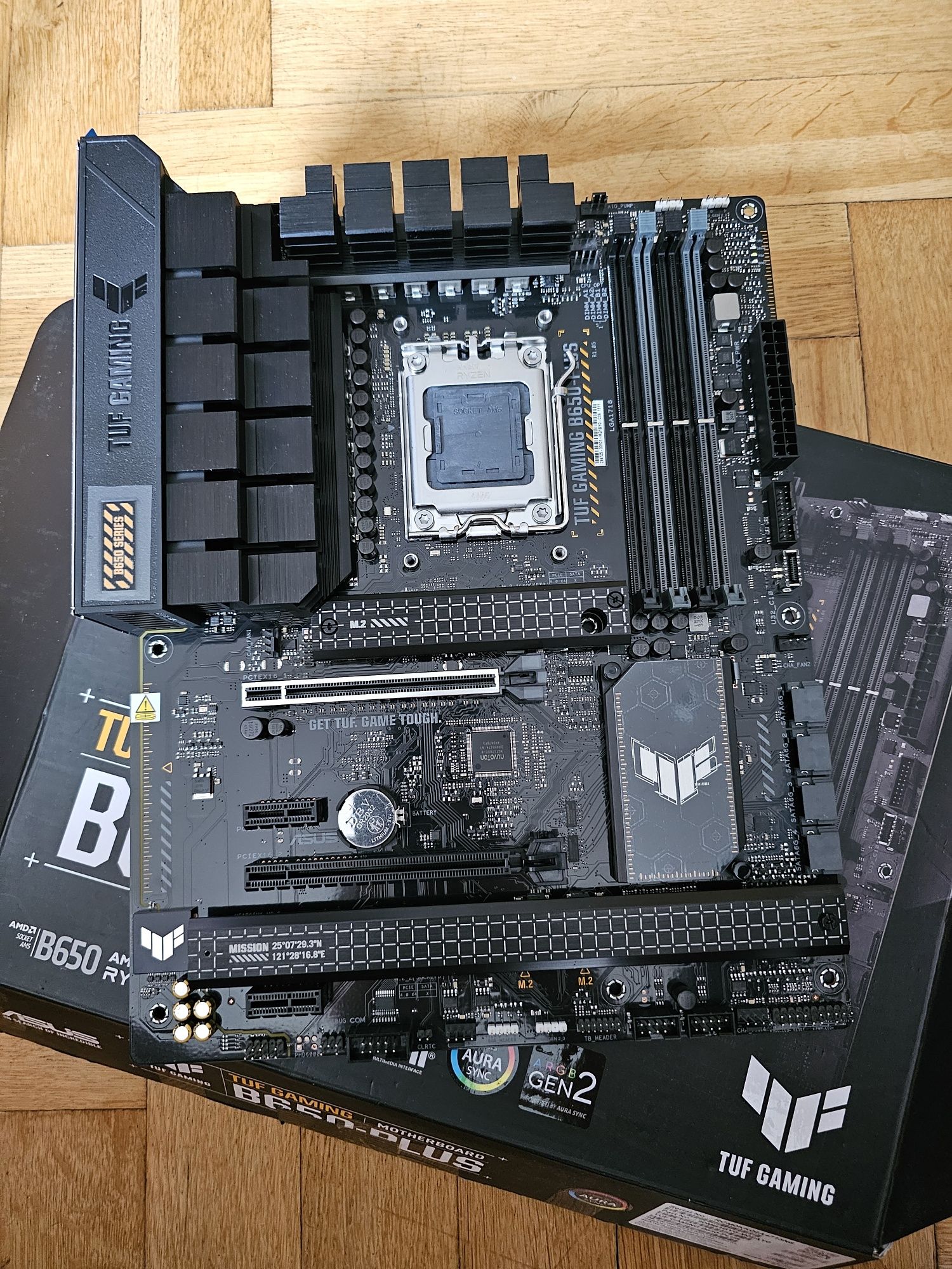 Płyta główna Asus B650-PLUS TUF Gaming AM5 socket Ryzen motherboard