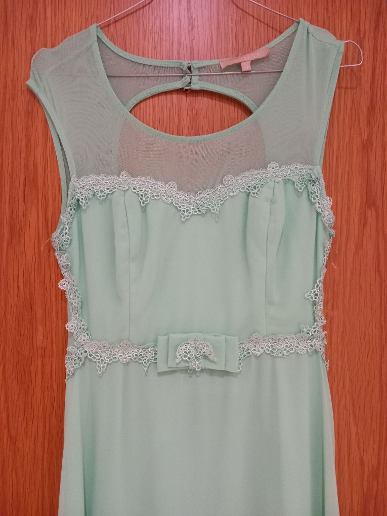 Vestido gala verde-água