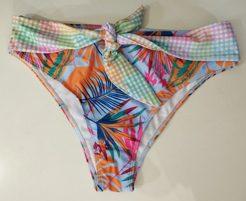 Bikini Brasileiro Colorido