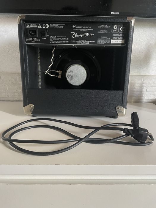 Amplificador Fender Champion 20