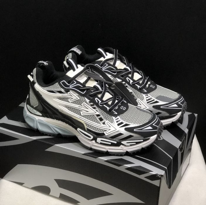Off-white be right back