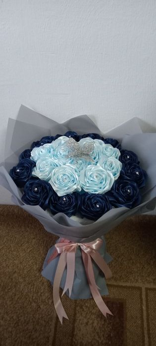 Продаю букети з атласних стрічок
